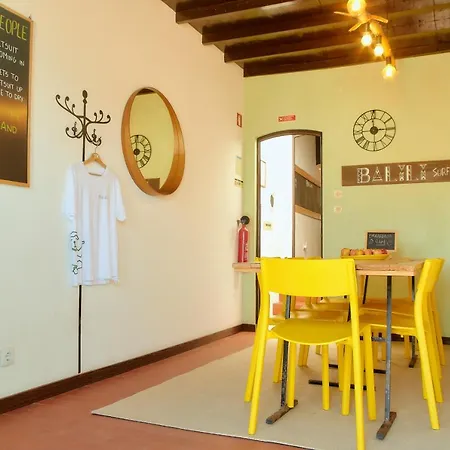 Balili Surf House بيت ضيافة