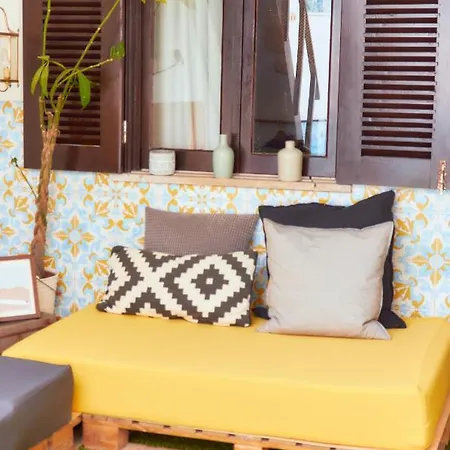 Pensjonat Balili Surf House 2*