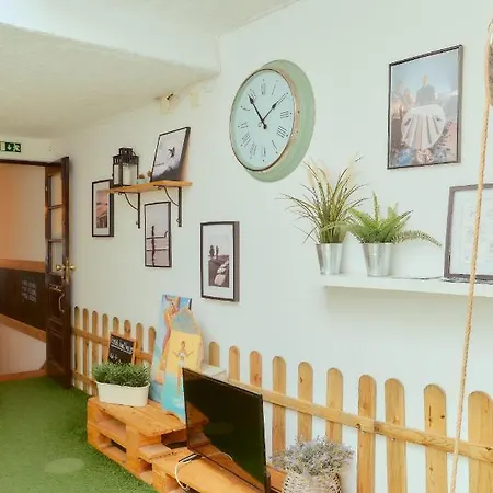 Balili Surf House 2* Baleal