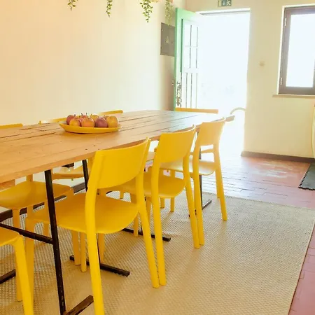 Balili Surf House Gasthof Baleal