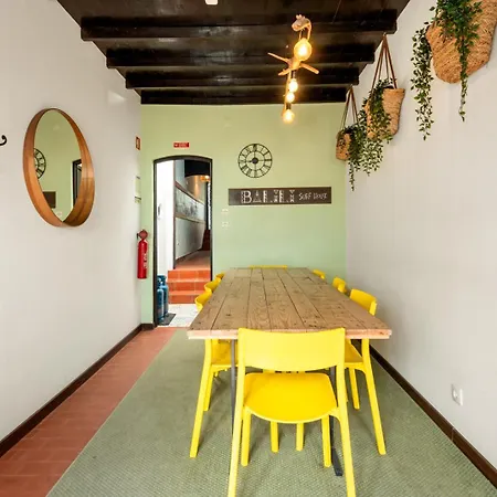Balili Surf House Pensjonat