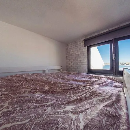 Balili Surf House بيت ضيافة