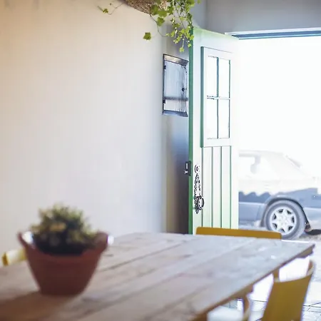 Balili Surf House 2* باليال