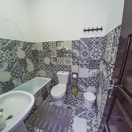 Pensjonat Balili Surf House 2*