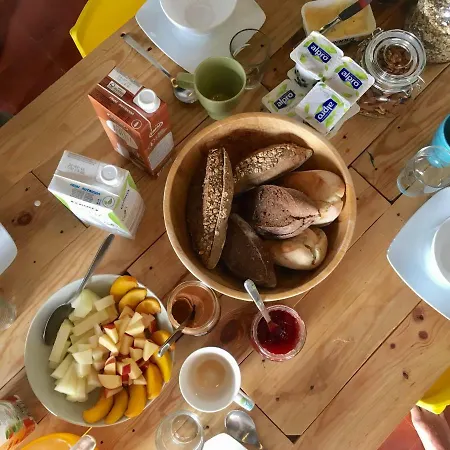 Balili Surf House Gasthof 2*