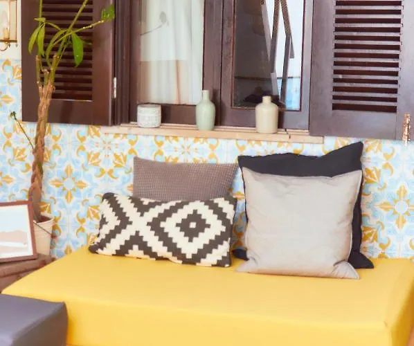 Pensjonat Balili Surf House 2*